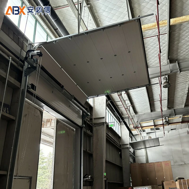 江门翻板滑升门
